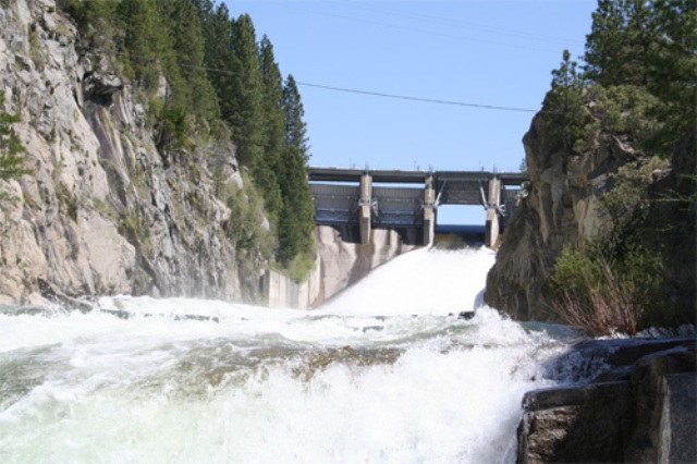 Lake Beardsley Dam