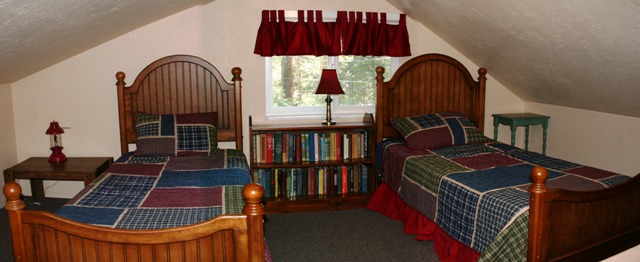 Twain Harte Bedroom Loft Room